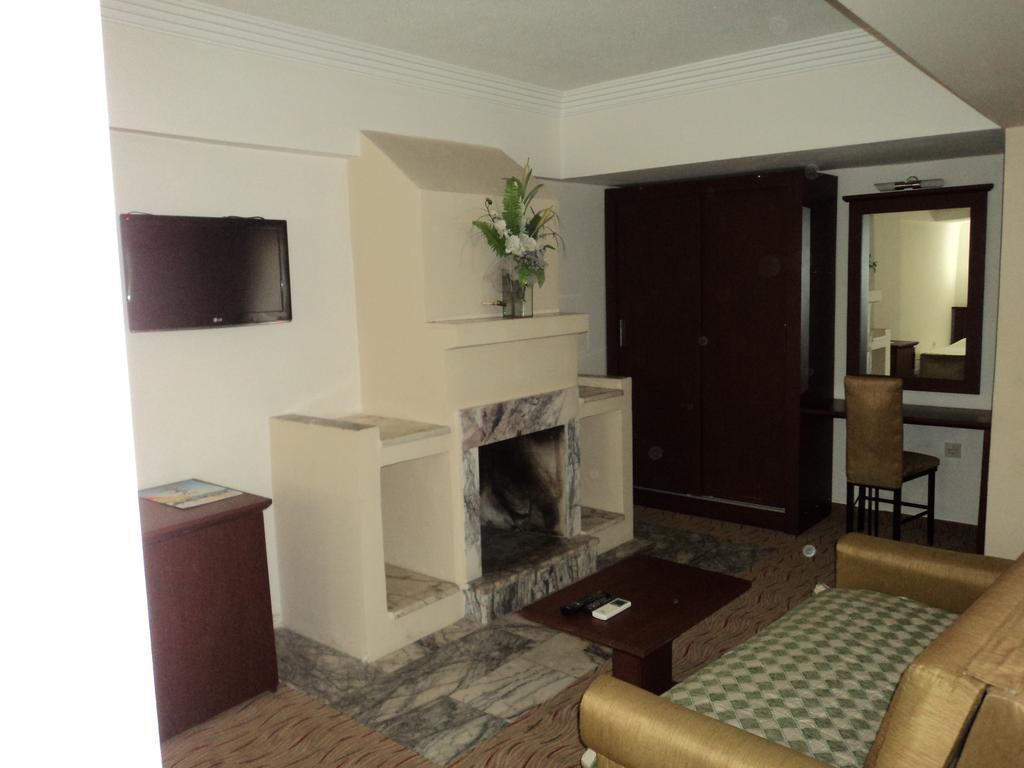 Izethan Hotel Muğla Habitación foto